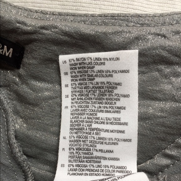 H&M Women’s Dress Short Sleeves with Pockets SZ 4 - Picture 6 of 7